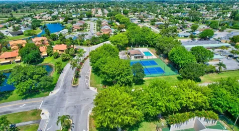 9074 Chatsworth Cascades Boca Raton FL 33434