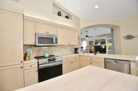 741 Sw Jaslo Avenue Port Saint Lucie FL 34953