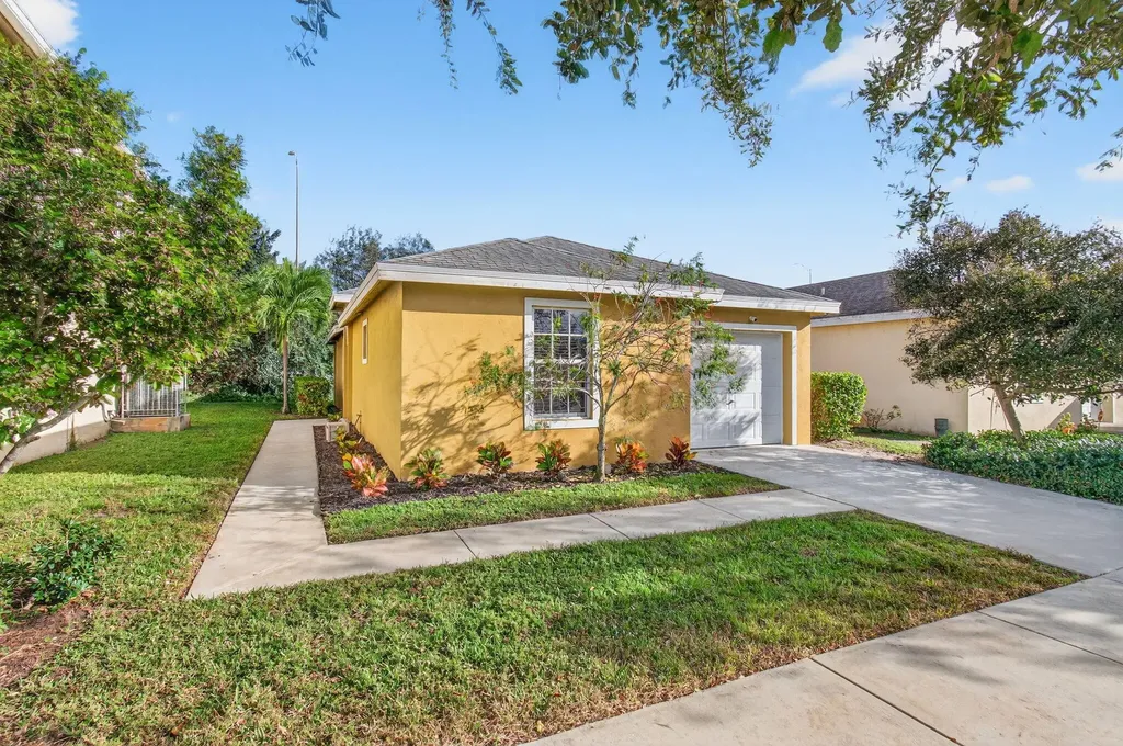 4432 Nw 1st Terrace Deerfield Beach FL 33064