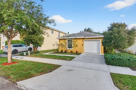 4432 Nw 1st Terrace Deerfield Beach FL 33064