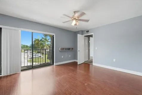 712 7th Way West Palm Beach FL 33407