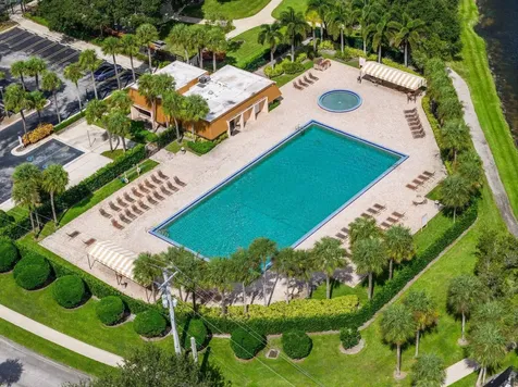 712 7th Way West Palm Beach FL 33407