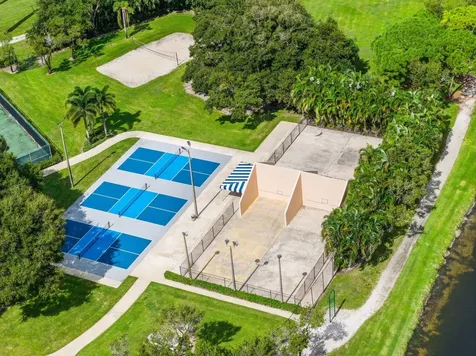 712 7th Way West Palm Beach FL 33407