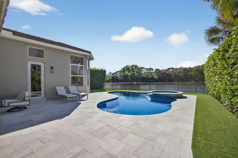 274 Porto Vecchio Way Palm Beach Gardens FL 33418