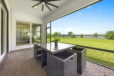 953 Hookline Circle The Acreage FL 33470