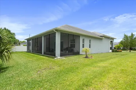 6047 Sequoia Circle Vero Beach FL 32967