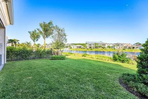 13198 Faberge Place Palm Beach Gardens FL 33418