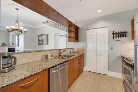 511 Lucerne Avenue Lake Worth Beach FL 33460