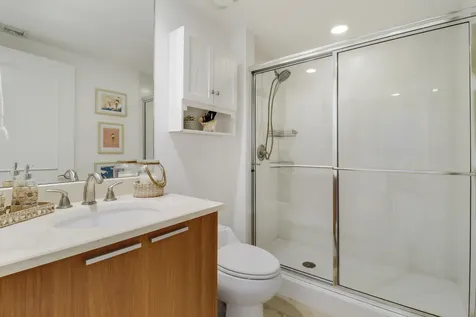 2640 Lake Shore Drive Riviera Beach FL 33404