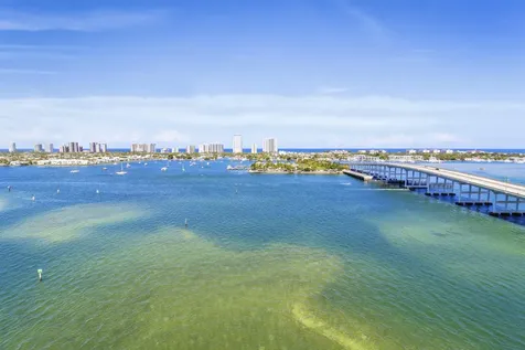 2640 Lake Shore Drive Riviera Beach FL 33404