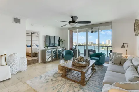 2640 Lake Shore Drive Riviera Beach FL 33404