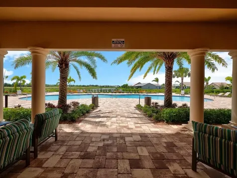 623 Se Villandry Way Port Saint Lucie FL 34984