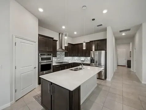 623 Se Villandry Way Port Saint Lucie FL 34984