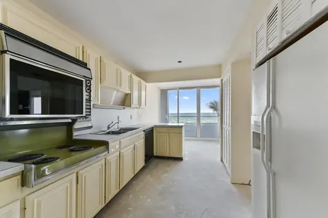 2800 S Ocean Boulevard Boca Raton FL 33432