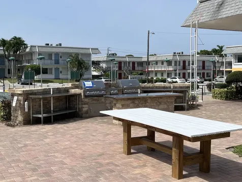 2840 Cynthia Lane Lake Worth Beach FL 33461