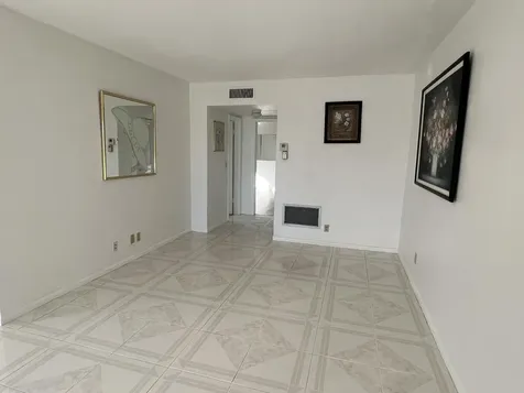 2840 Cynthia Lane Lake Worth Beach FL 33461