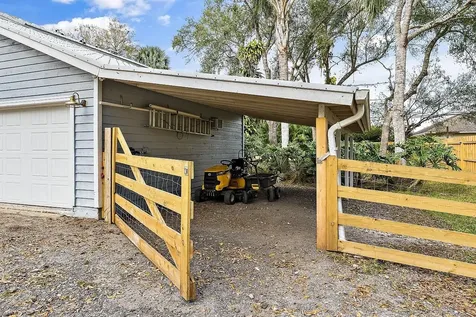 6366 5th Street Vero Beach FL 32968