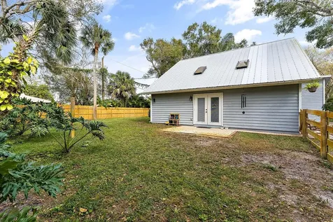 6366 5th Street Vero Beach FL 32968