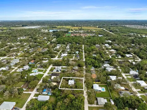 6366 5th Street Vero Beach FL 32968