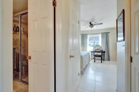 231 E Lantana Road Lantana FL 33462