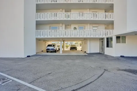 231 E Lantana Road Lantana FL 33462