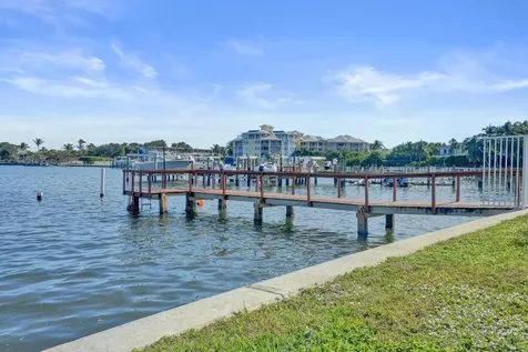 231 E Lantana Road Lantana FL 33462