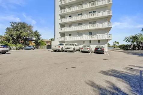 231 E Lantana Road Lantana FL 33462