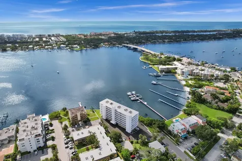 231 E Lantana Road Lantana FL 33462