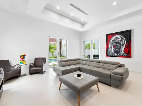 8405 Nw 34th Street Doral FL 33122