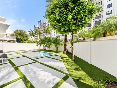 8405 Nw 34th Street Doral FL 33122