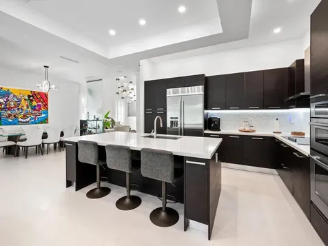 8405 Nw 34th Street Doral FL 33122