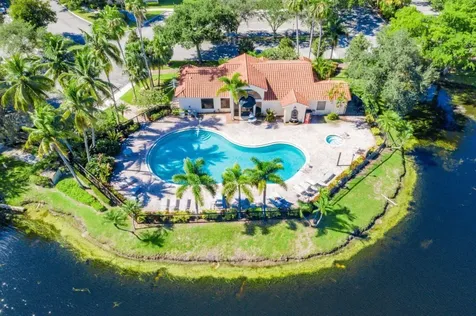 3857 Coral Tree Circle Coconut Creek FL 33073