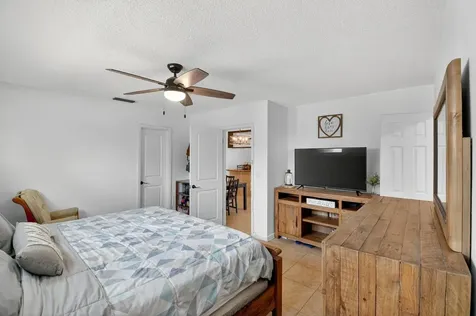 5511 Van Buren Street Hollywood FL 33021
