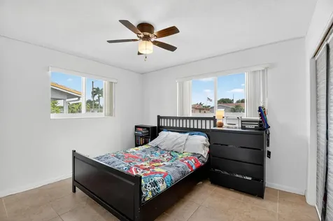 5511 Van Buren Street Hollywood FL 33021