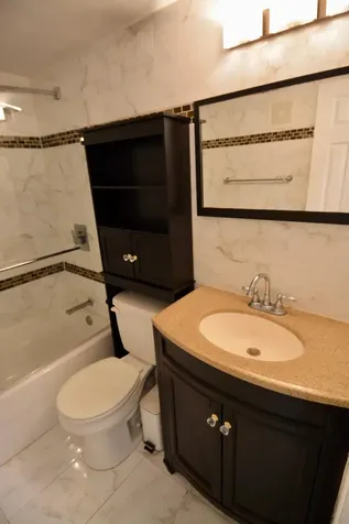 2000 NE 51st Court Fort Lauderdale FL 33308