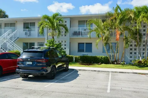 2000 NE 51st Court Fort Lauderdale FL 33308