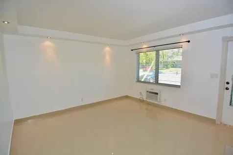 2000 NE 51st Court Fort Lauderdale FL 33308