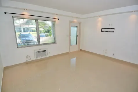 2000 NE 51st Court Fort Lauderdale FL 33308
