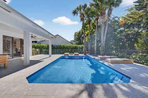 5723 Hamilton Way Boca Raton FL 33496