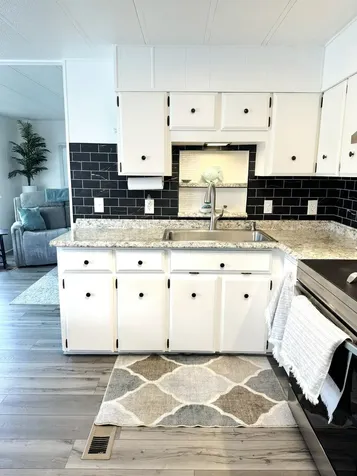 10 Se La Mesa Port Saint Lucie FL 34952
