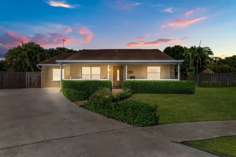 6567 Cindi Lane Greenacres FL 33467
