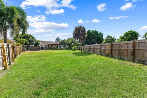 6567 Cindi Lane Greenacres FL 33467
