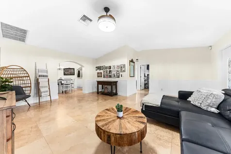 6567 Cindi Lane Greenacres FL 33467