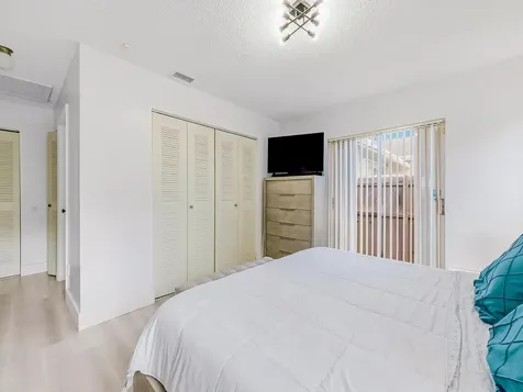 10381 Sw 205th Terrace Cutler Bay FL 33189