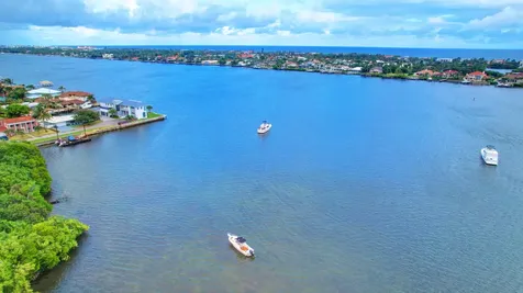 500 Scotia Drive Hypoluxo FL 33462