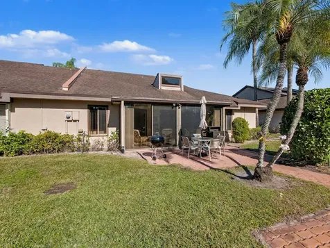 6742 Versailles Court Lake Worth FL 33467