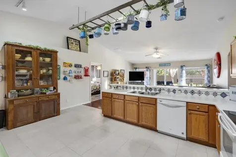 6150 Nw Gaylord Terrace Port Saint Lucie FL 34986
