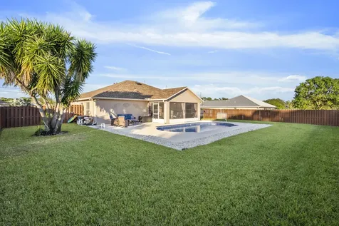 6150 Nw Gaylord Terrace Port Saint Lucie FL 34986
