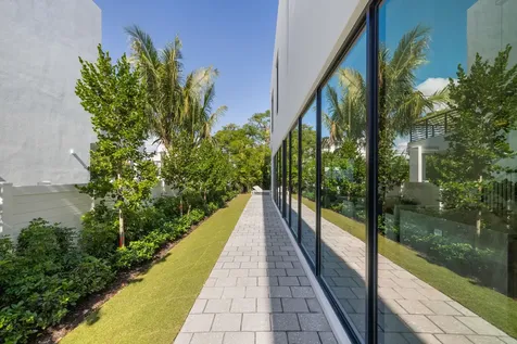 725 Lake Avenue Delray Beach FL 33483