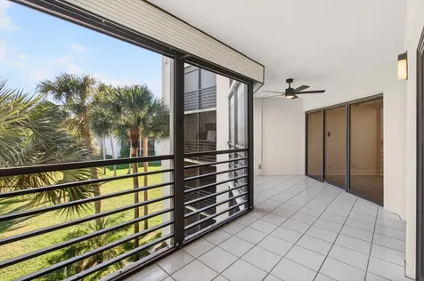 5900 Camino Del Sol Boca Raton FL 33433